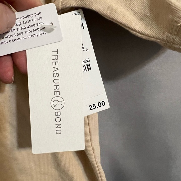 Love Wins rainbow T-shirt size 10-12 by Treasurer and Bond NWT - Picture 3 of 6